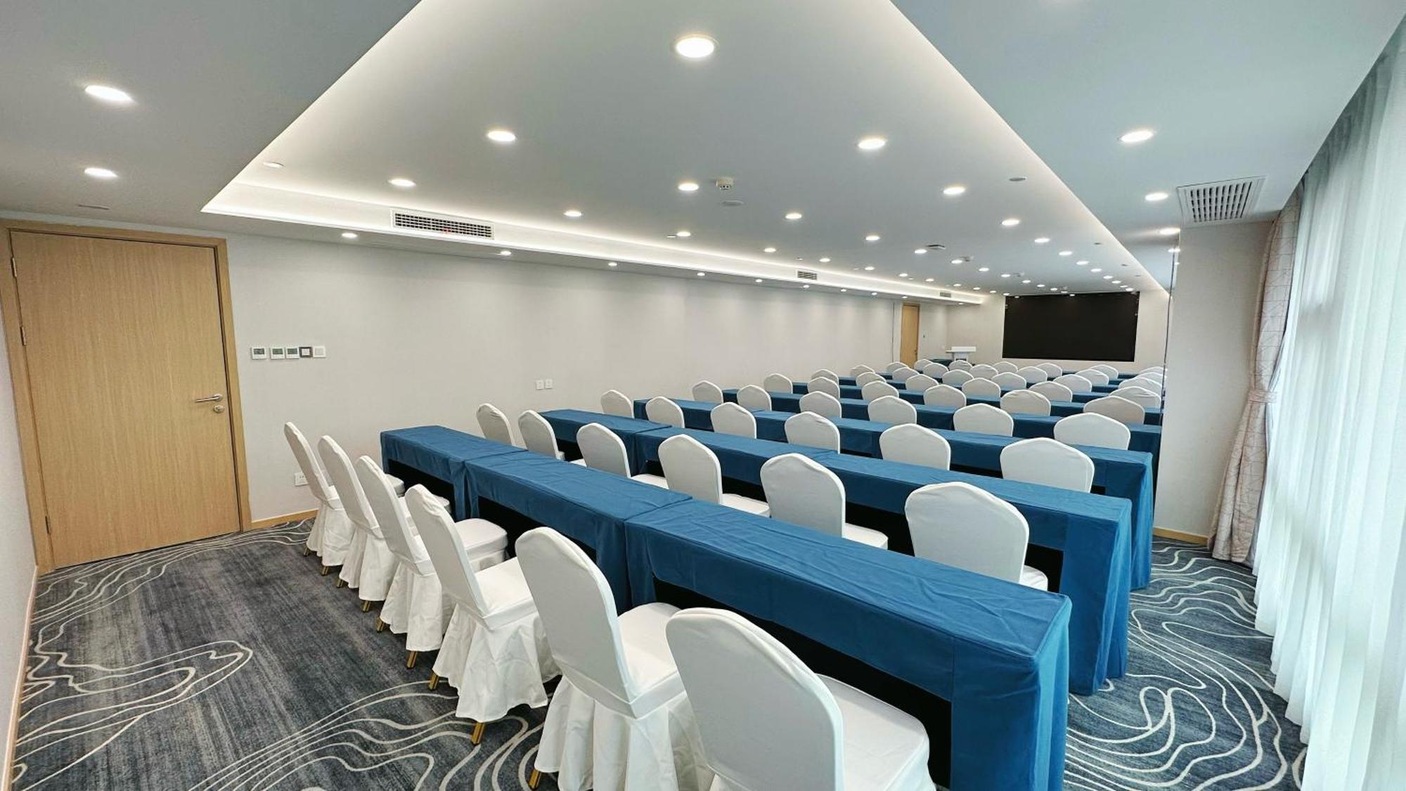 Holiday Inn Express Qingdao City Center By Ihg ภายนอก รูปภาพ