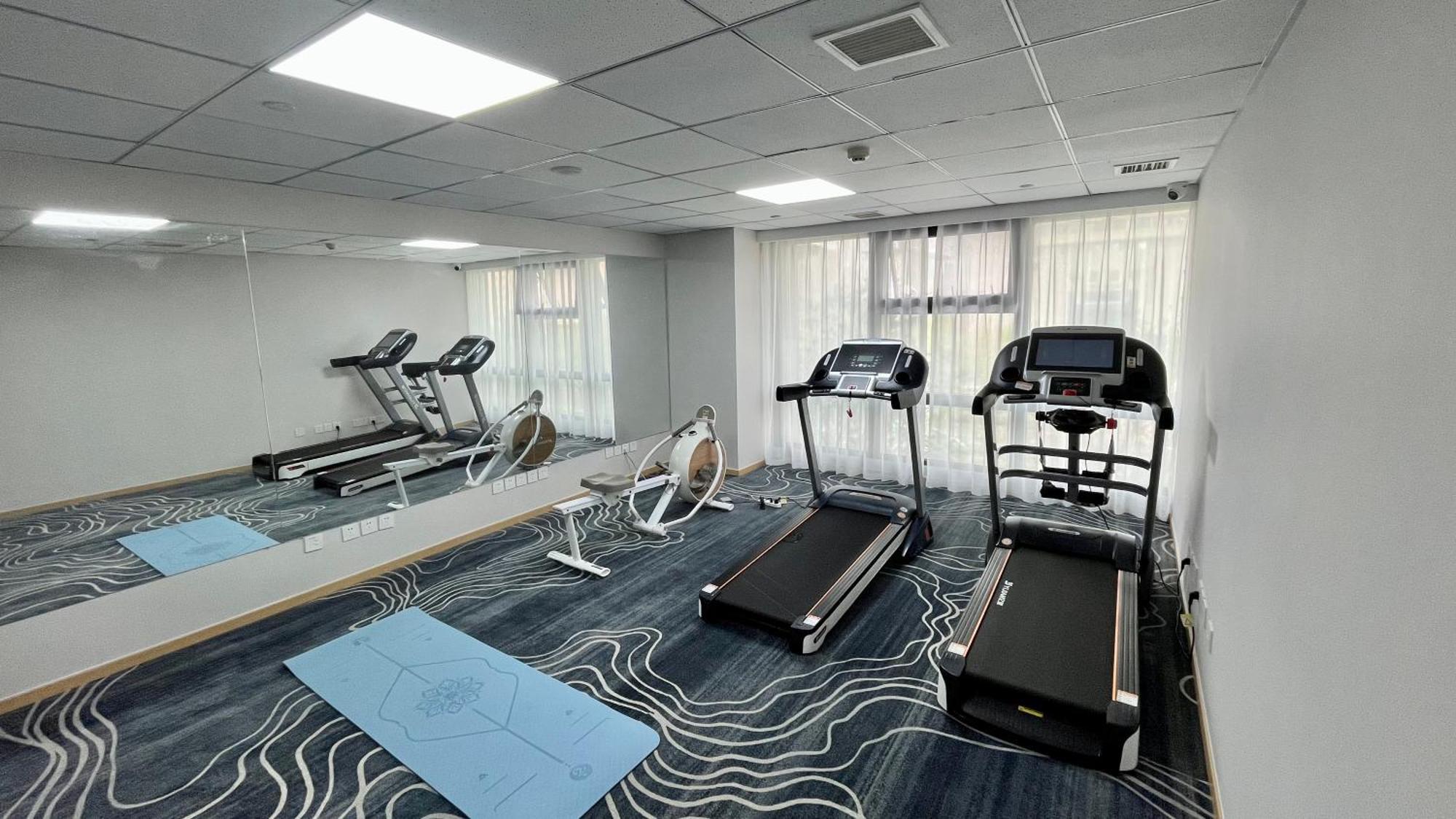 Holiday Inn Express Qingdao City Center By Ihg ภายนอก รูปภาพ